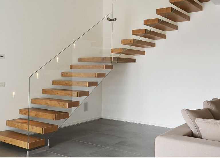 Tangga Floating (Cantilever Staircase)